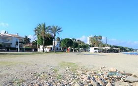 Sun Beach Mediterrani, en frente del Mar